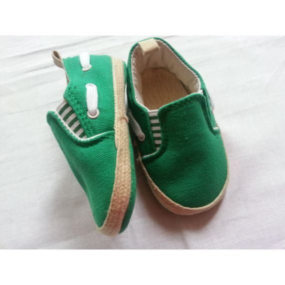 Baby boy green shoe, 6 months upwards