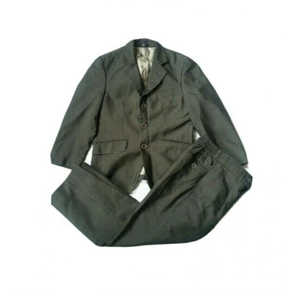 Boys two piece brown suit, 5-6 years