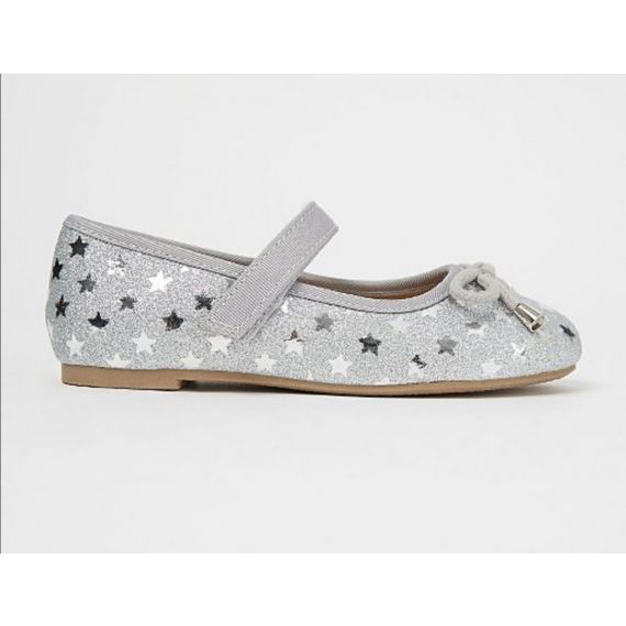 Silver flat shoe UK 7 EU 24