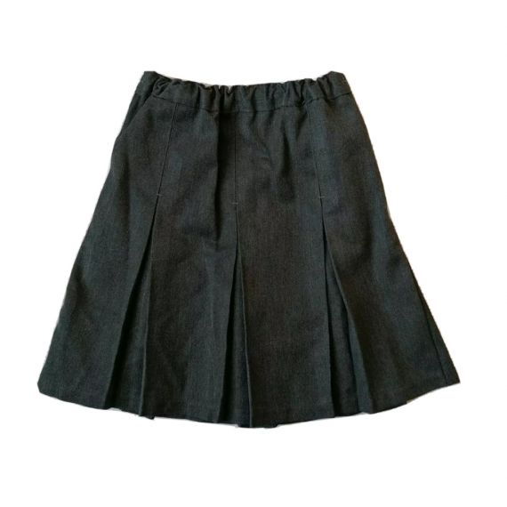 M&S grey pleat skirt 5-6 years