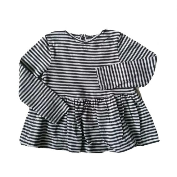 Striped top 3-4 years