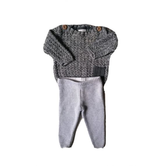 Grey knitted outfit 0-3m