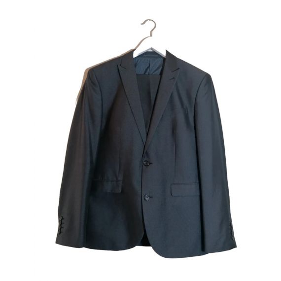 2 piece suit 40L/34L. SS37