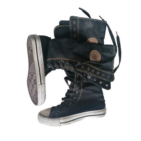 Girls trainers boot UK 2 EU 34