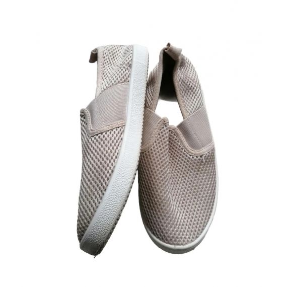 Girls beige pump UK 13