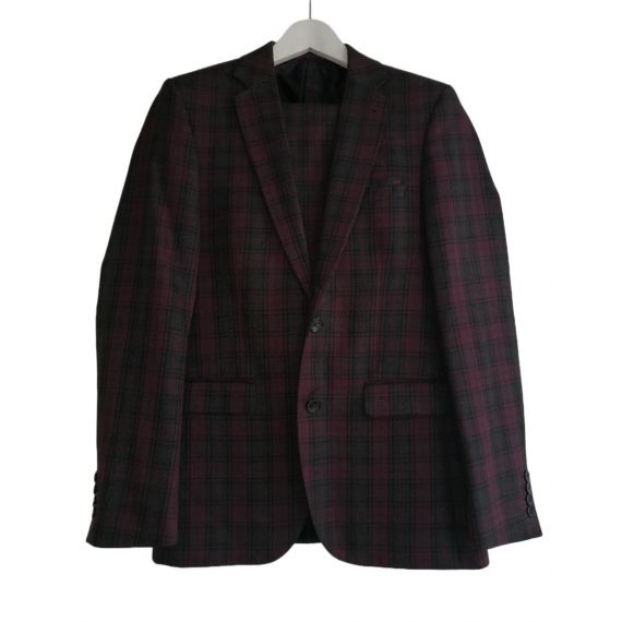 Burgundy check suit 38R/32S