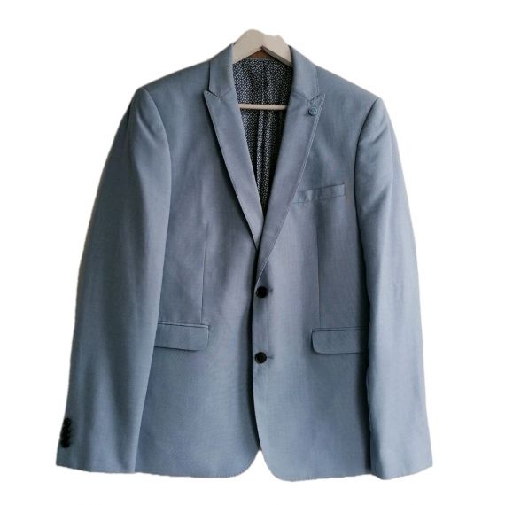 Pale blue blazer 42"
