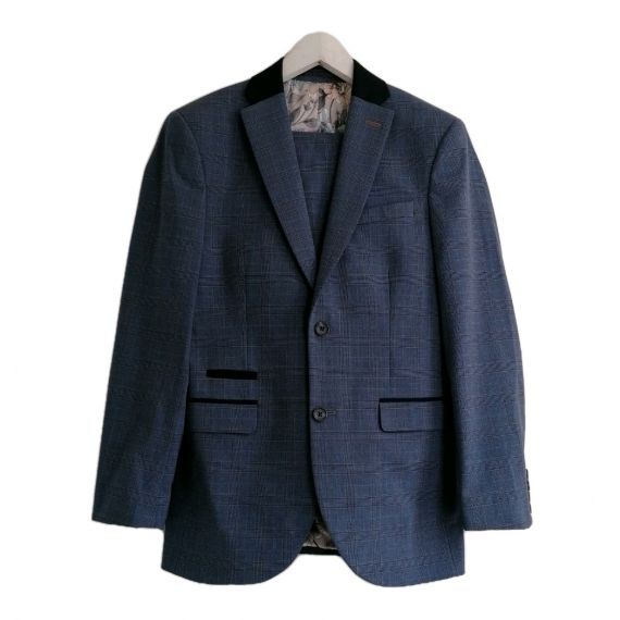 Pale blue check suit 34S/32S