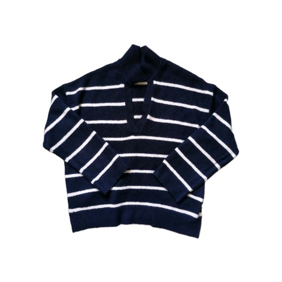 Navy white jumper medium