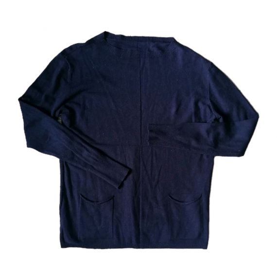 Navy blue jumper medium