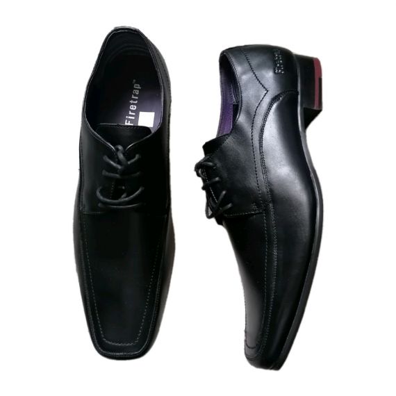 Black firetrap ahoe UK 11