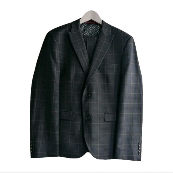 Grey check suit 42S/36S